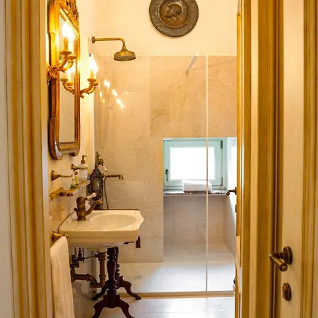 La Casa Di Agartha Bed & Breakfast *